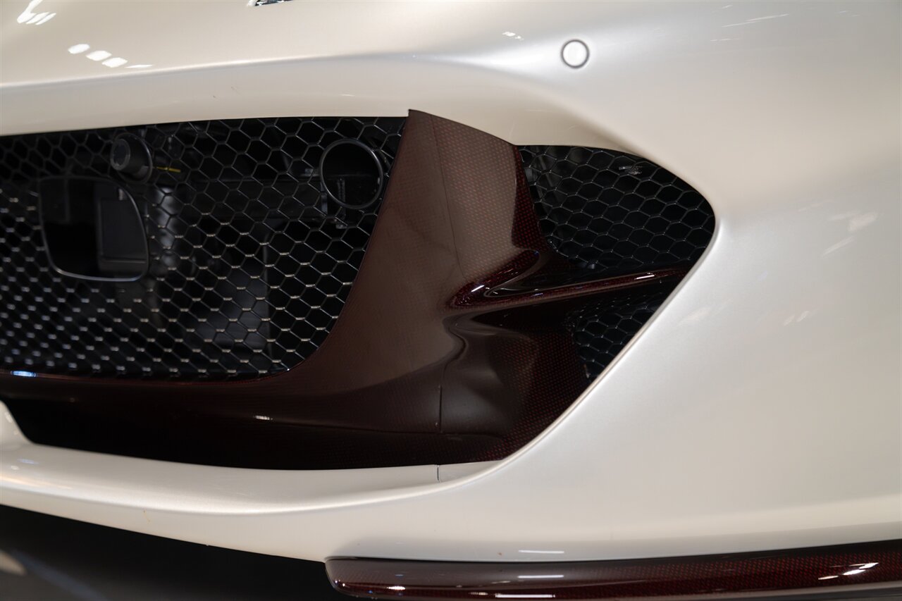 2023 Ferrari 812 GTS Atelier   - Photo 33 - Beverly Hills, CA 90212
