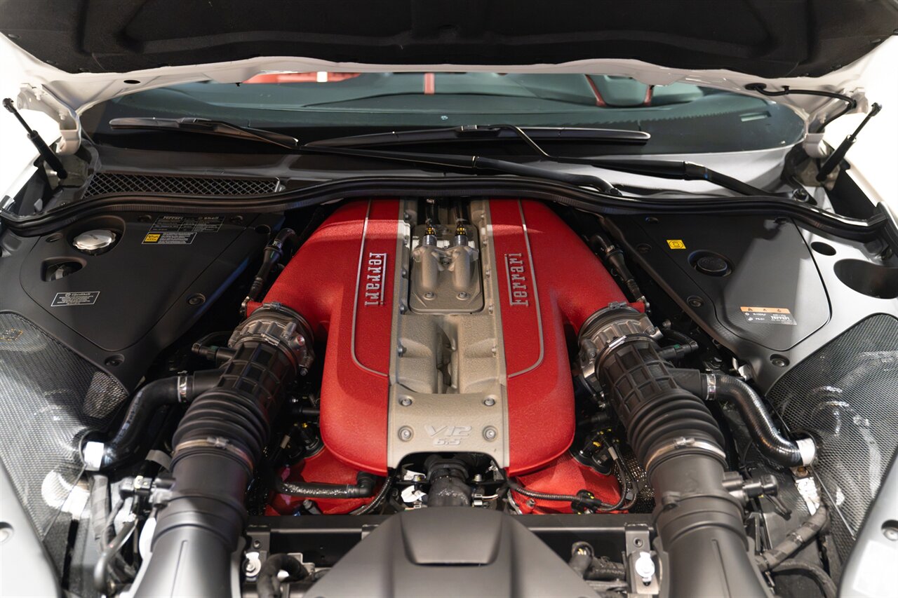2023 Ferrari 812 GTS Atelier   - Photo 19 - Beverly Hills, CA 90212
