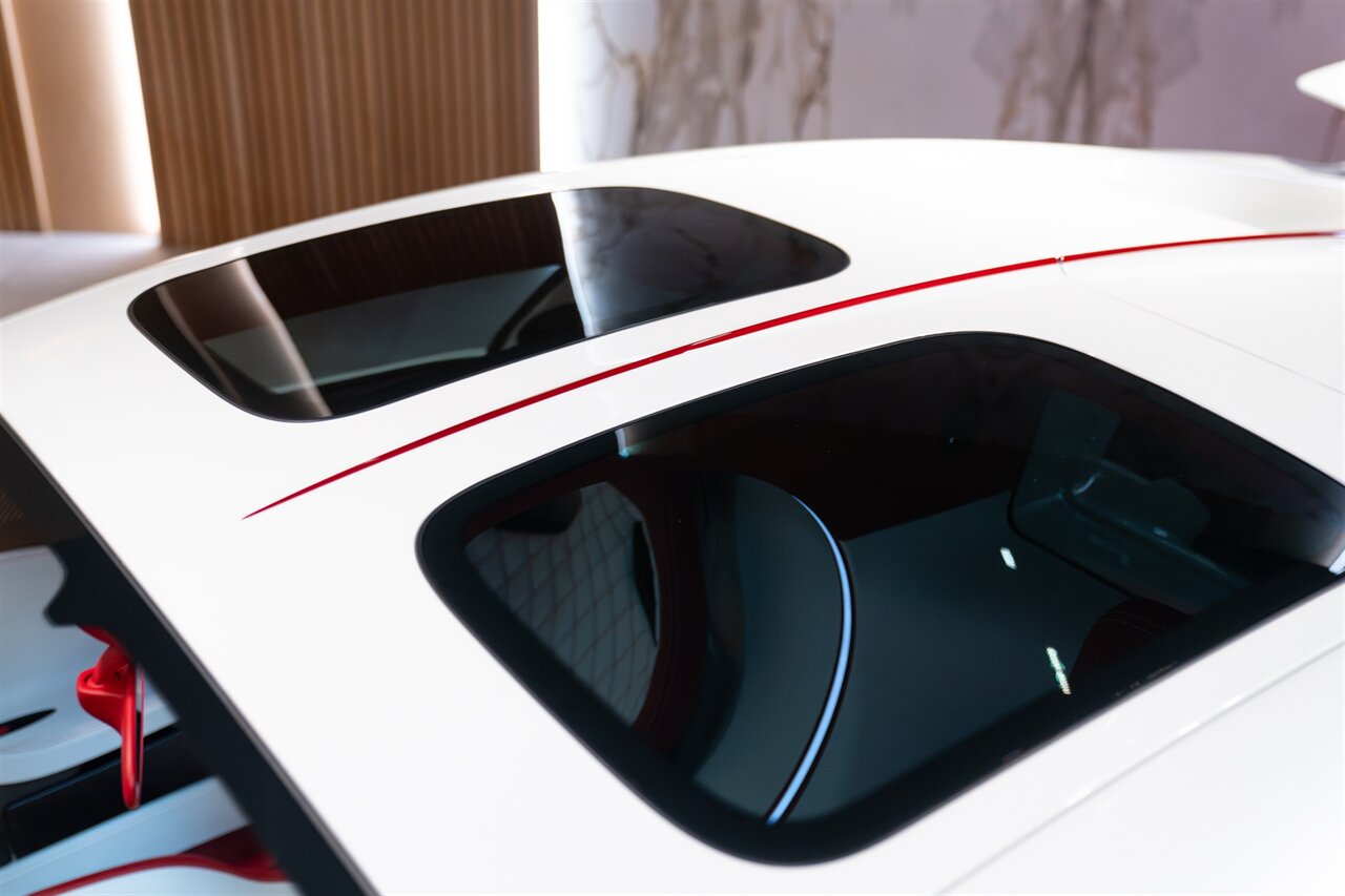 2024 Bugatti Chiron Super Sport   - Photo 38 - Beverly Hills, CA 90212