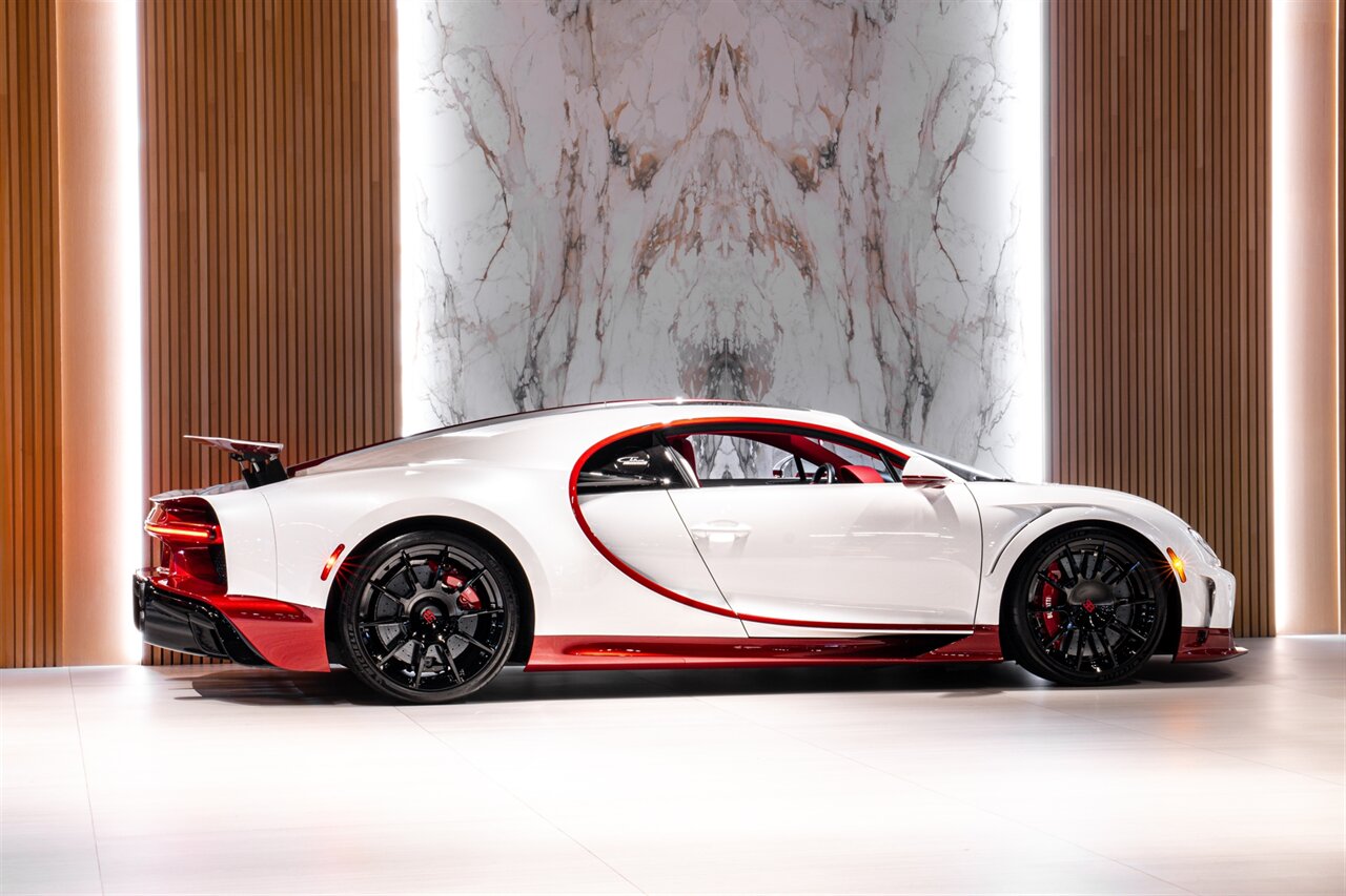 2024 Bugatti Chiron Super Sport   - Photo 5 - Beverly Hills, CA 90212