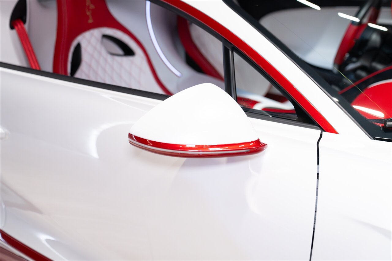 2024 Bugatti Chiron Super Sport   - Photo 52 - Beverly Hills, CA 90212