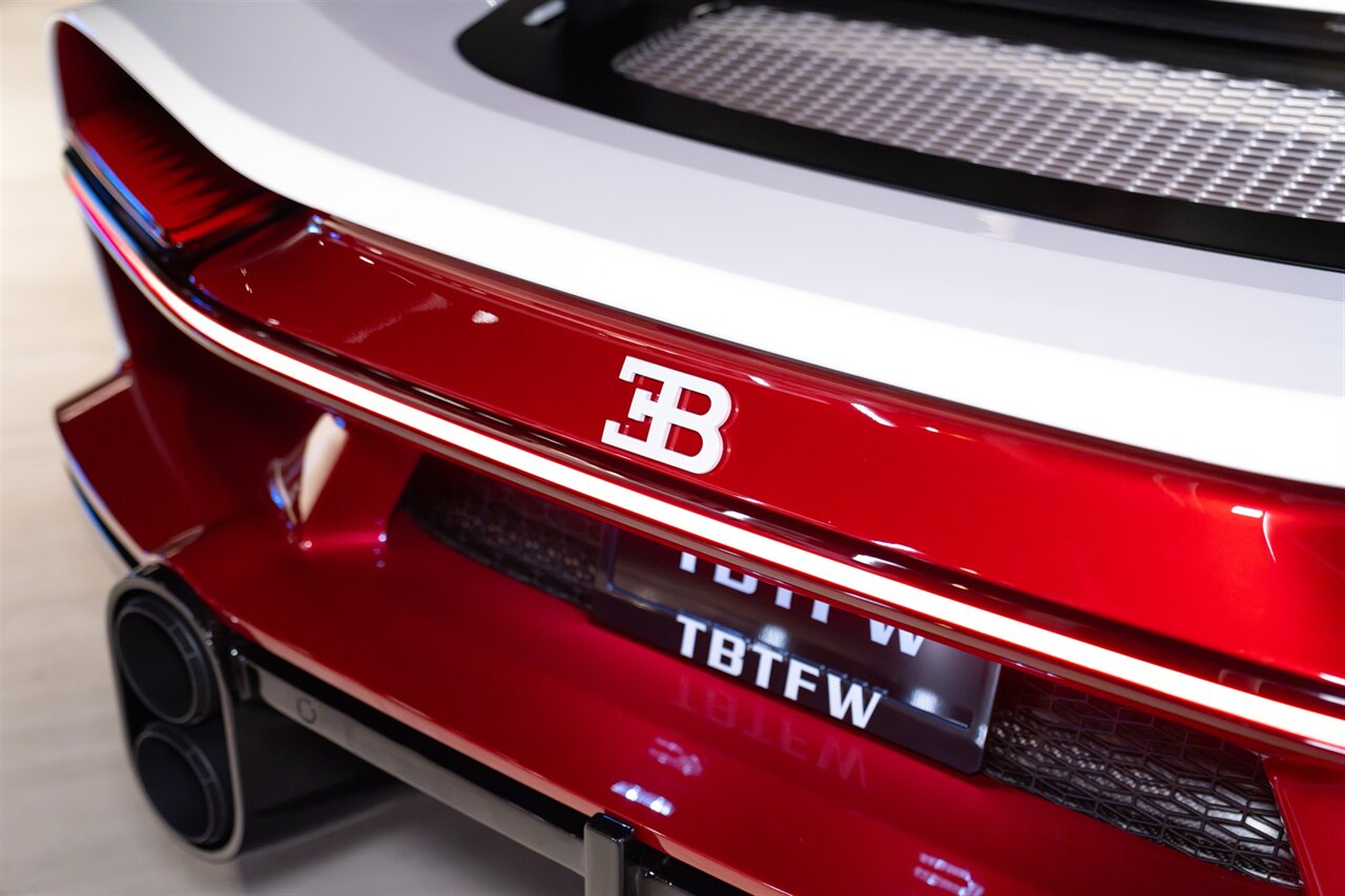 2024 Bugatti Chiron Super Sport   - Photo 41 - Beverly Hills, CA 90212