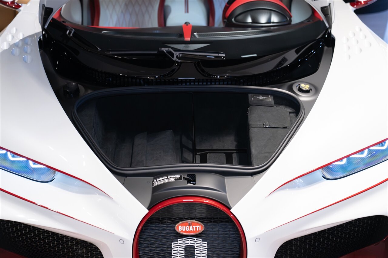 2024 Bugatti Chiron Super Sport   - Photo 70 - Beverly Hills, CA 90212