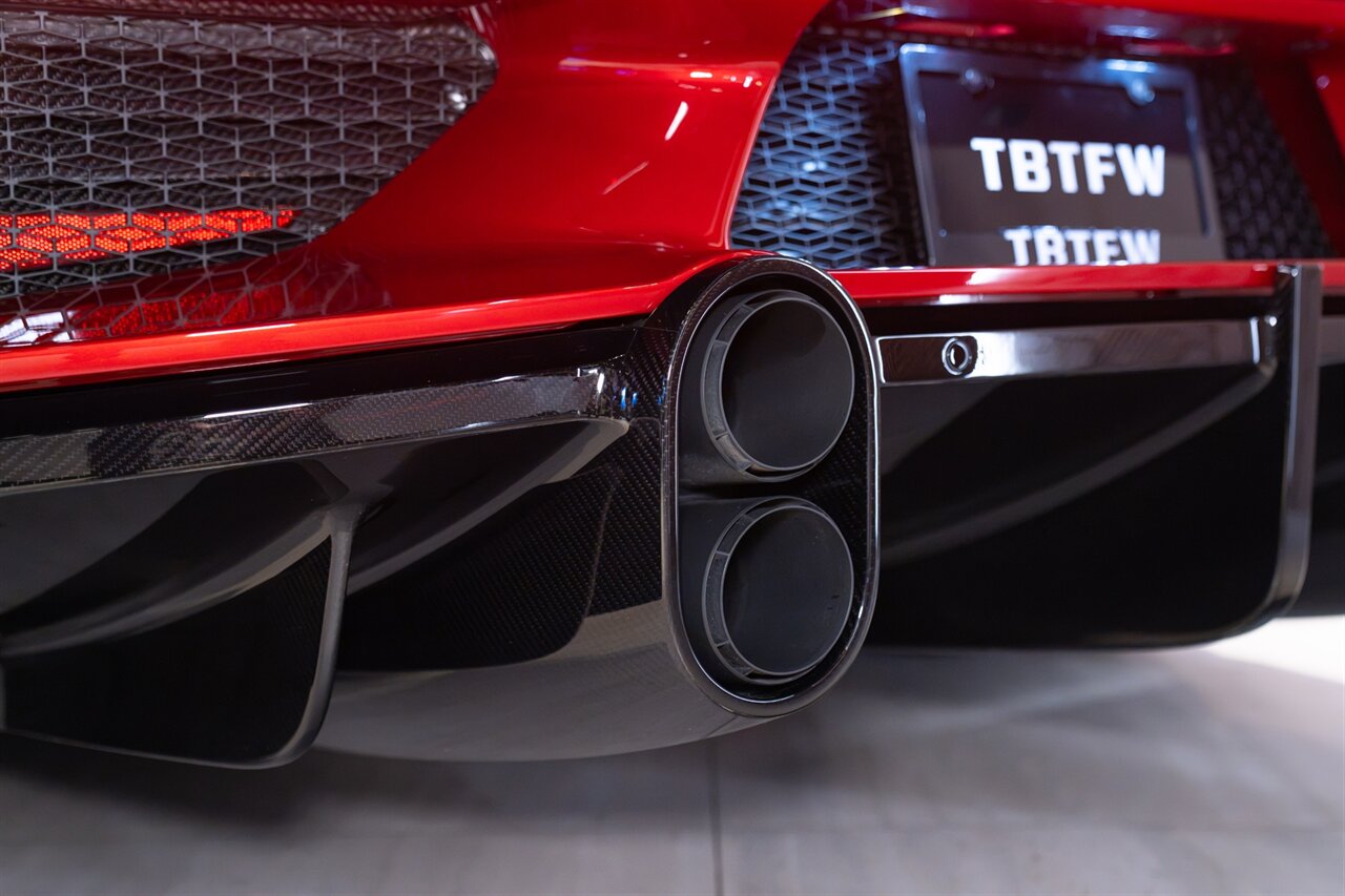 2024 Bugatti Chiron Super Sport   - Photo 42 - Beverly Hills, CA 90212