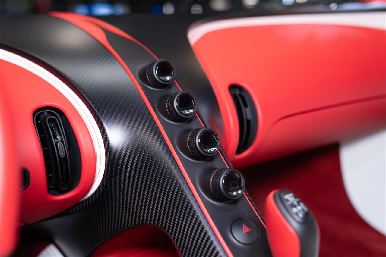 2024 Bugatti Chiron Super Sport   - Photo 32 - Beverly Hills, CA 90212