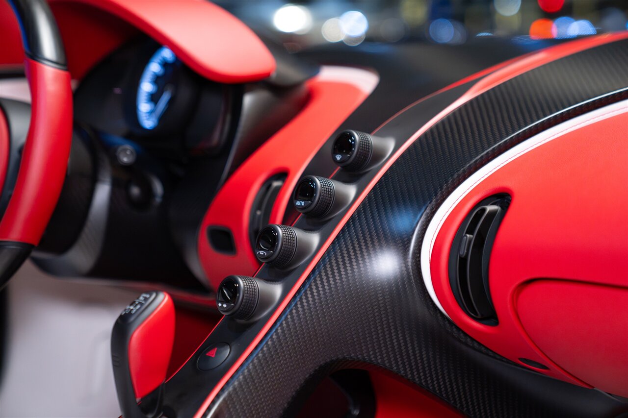 2024 Bugatti Chiron Super Sport   - Photo 59 - Beverly Hills, CA 90212