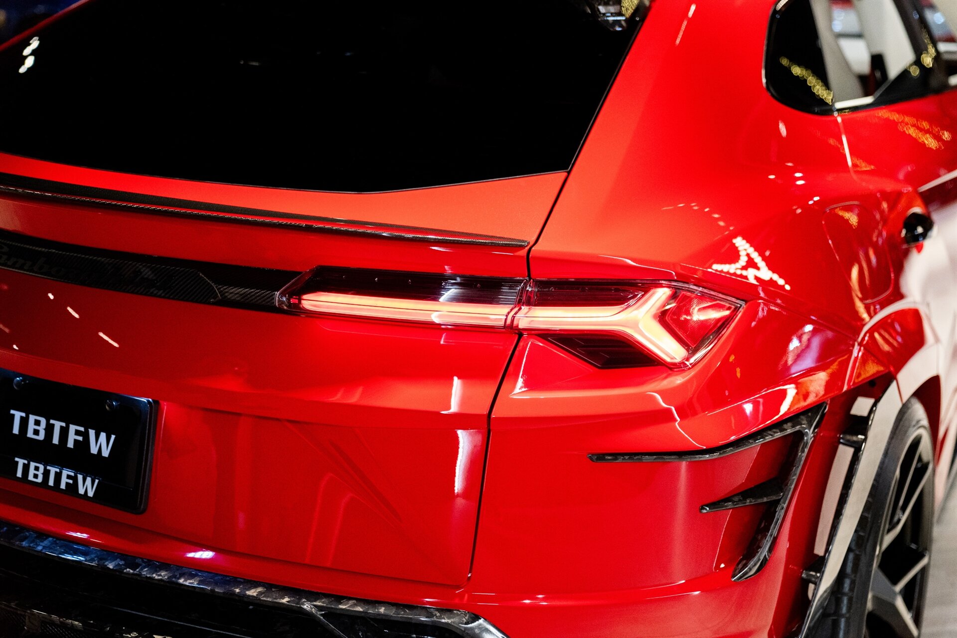 2023 Lamborghini Urus Performante - Photo 13