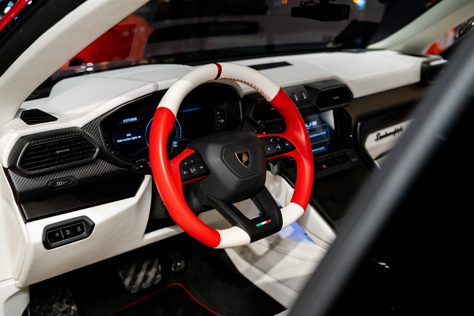 2023 Lamborghini Urus Performante - Photo 25