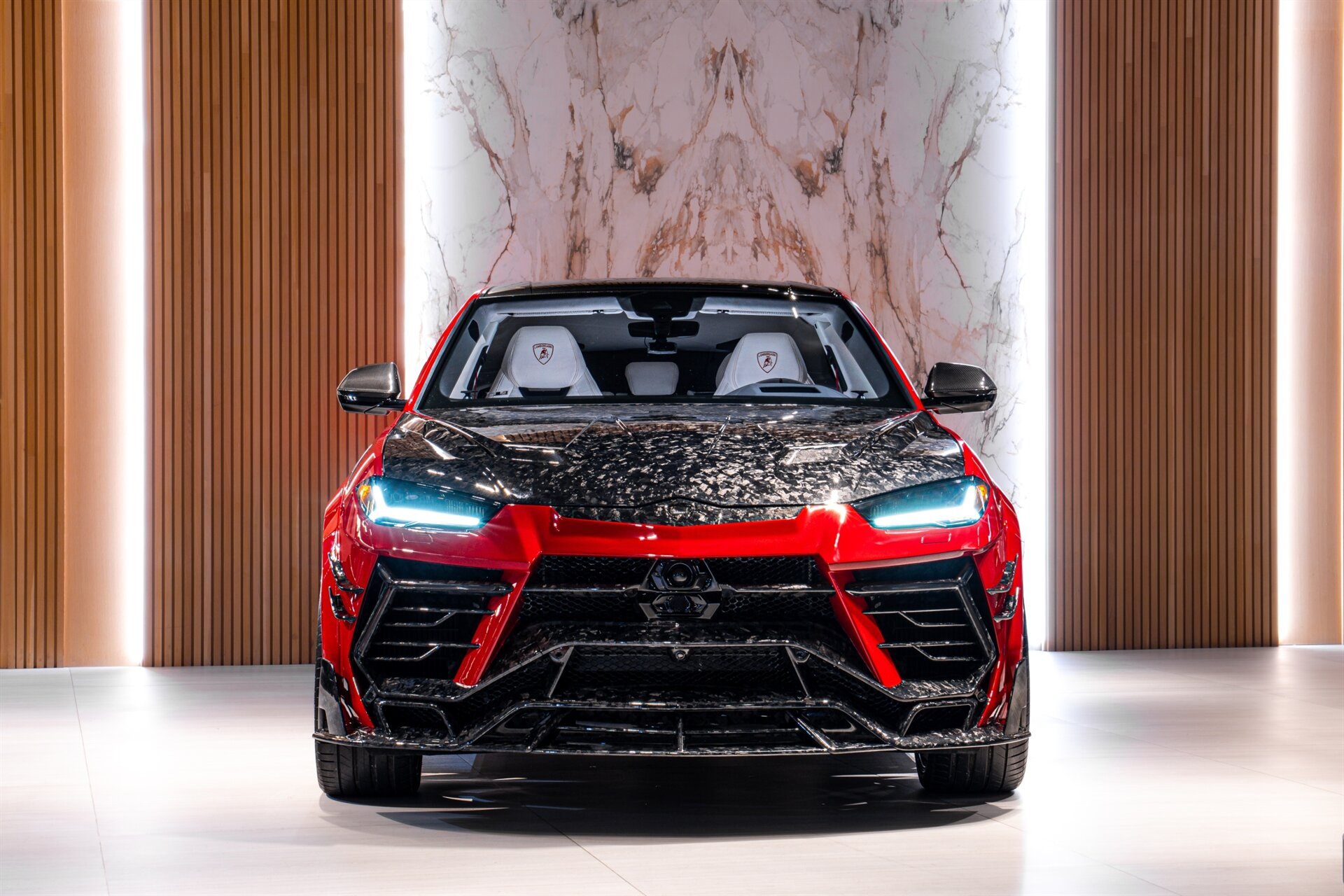 2023 Lamborghini Urus Performante - Photo 2