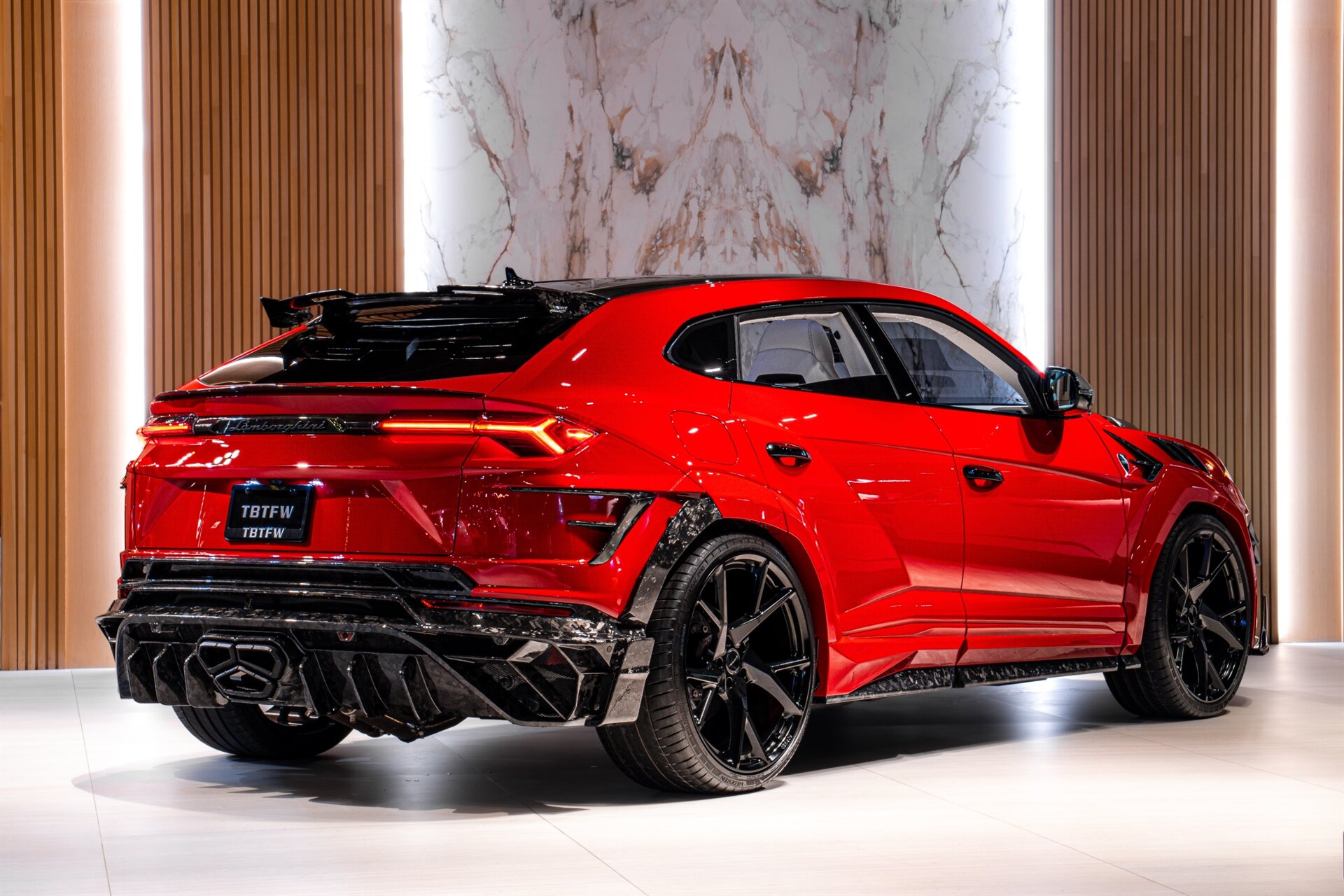2023 Lamborghini Urus Performante - Photo 4