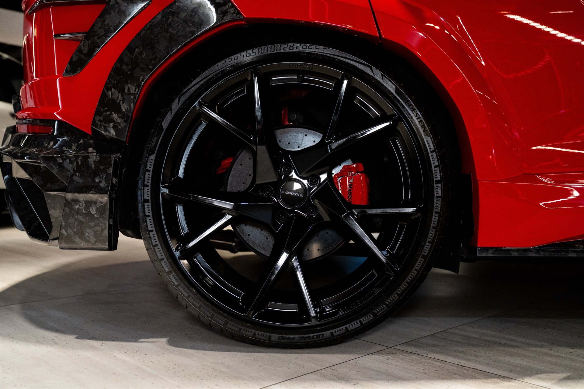 2023 Lamborghini Urus Performante - Photo 16