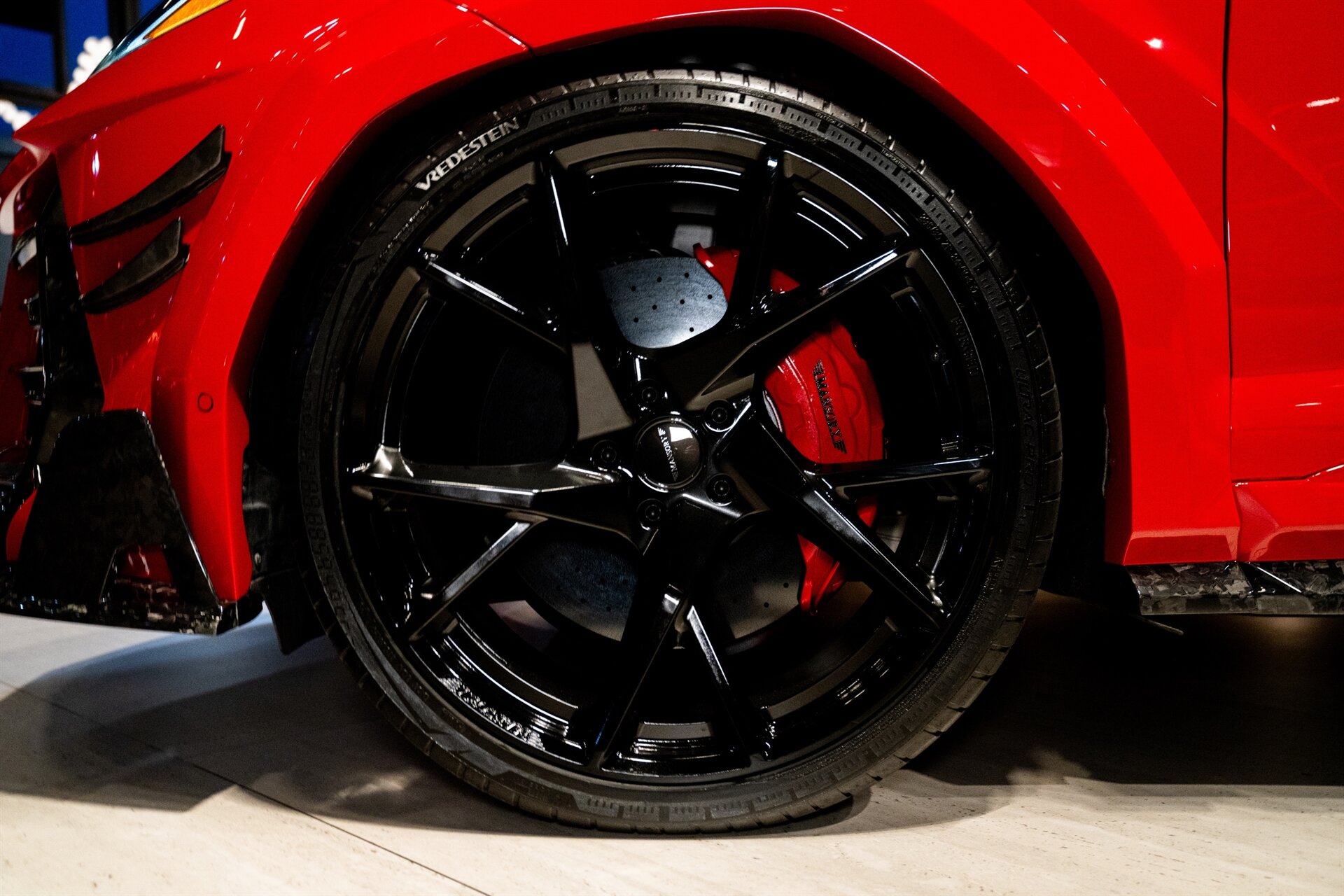 2023 Lamborghini Urus Performante - Photo 10