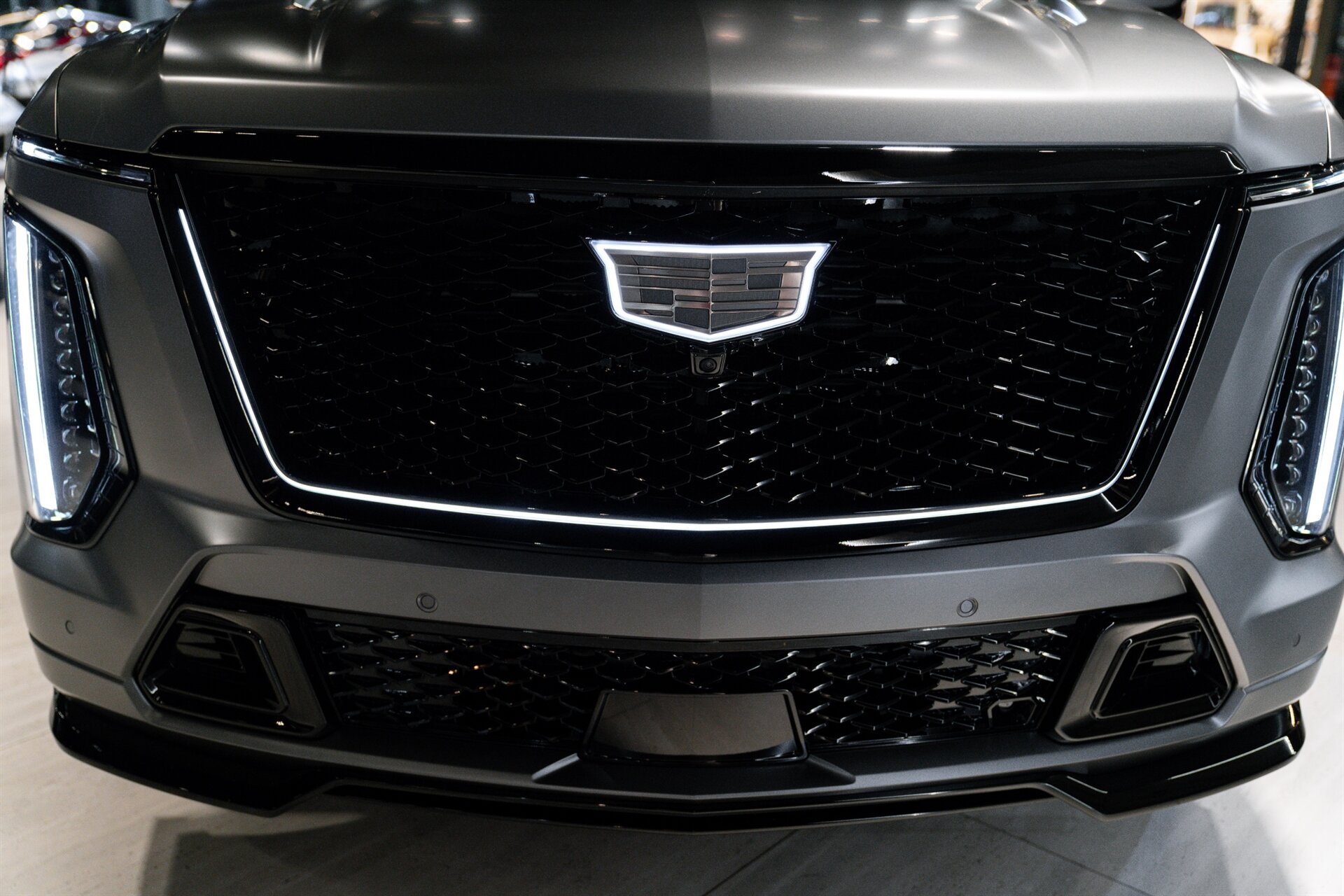 2026 Cadillac Escalade-V - Photo 13