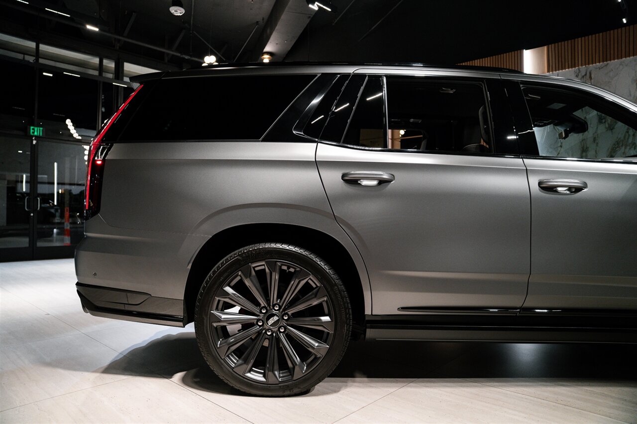2026 Cadillac Escalade-V   - Photo 5 - Beverly Hills, CA 90212