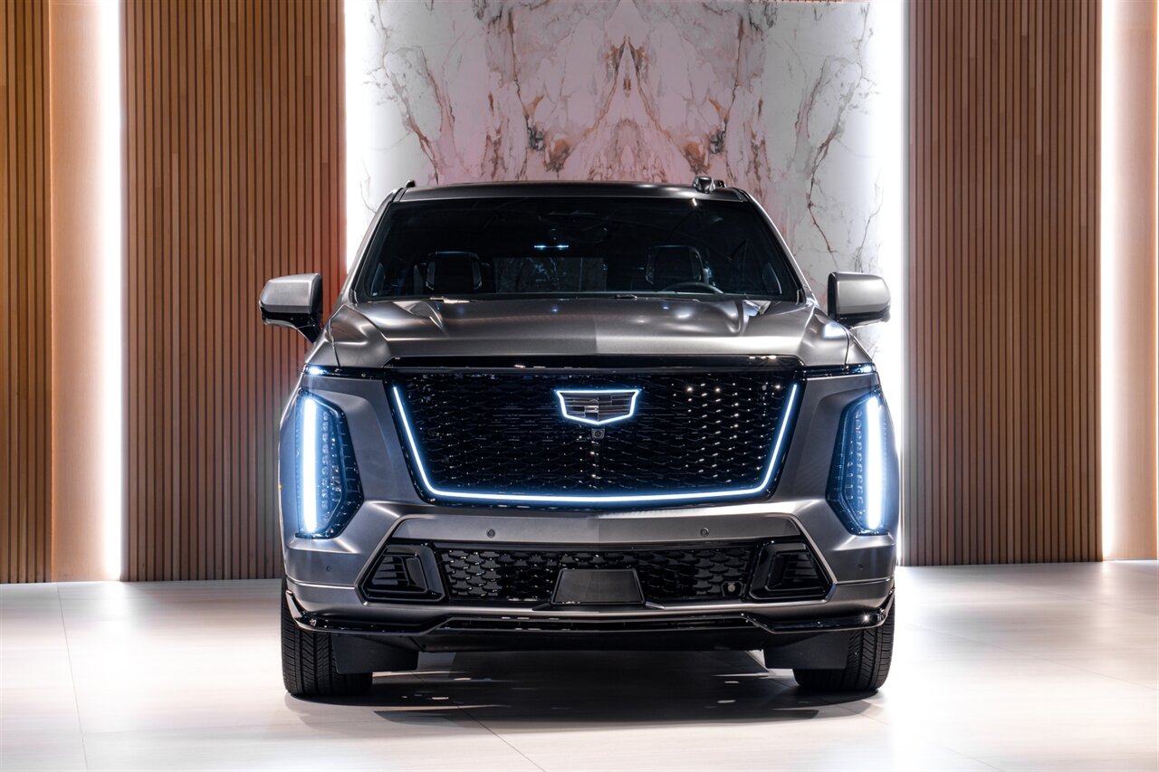 2026 Cadillac Escalade-V   - Photo 2 - Beverly Hills, CA 90212