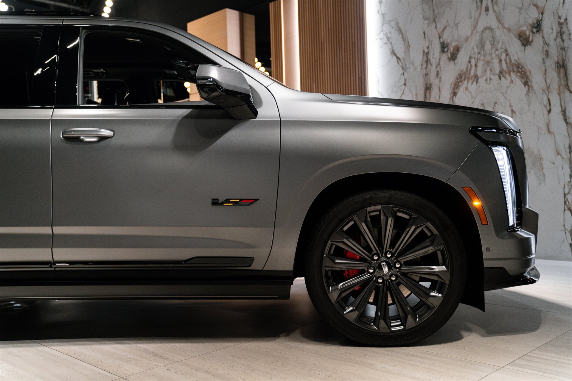 2026 Cadillac Escalade-V - Photo 11