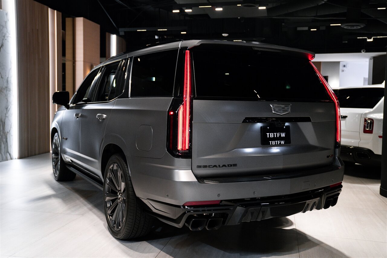 2026 Cadillac Escalade-V   - Photo 7 - Beverly Hills, CA 90212