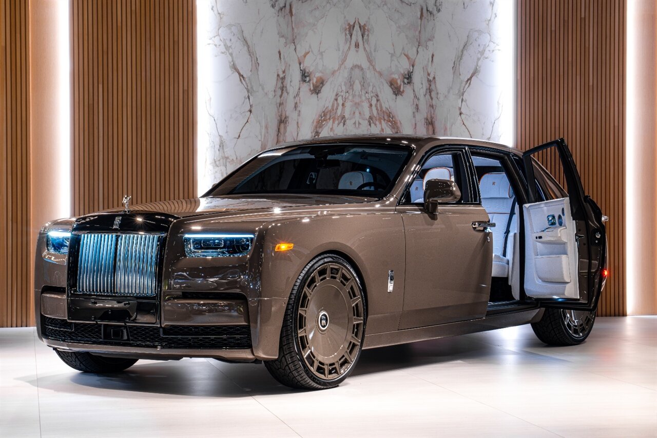 2026 Rolls-Royce Phantom - Photo 2 - Beverly Hills, CA 90212