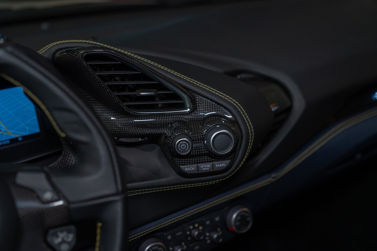 2017 Ferrari 488 Spider   - Photo 34 - Beverly Hills, CA 90212