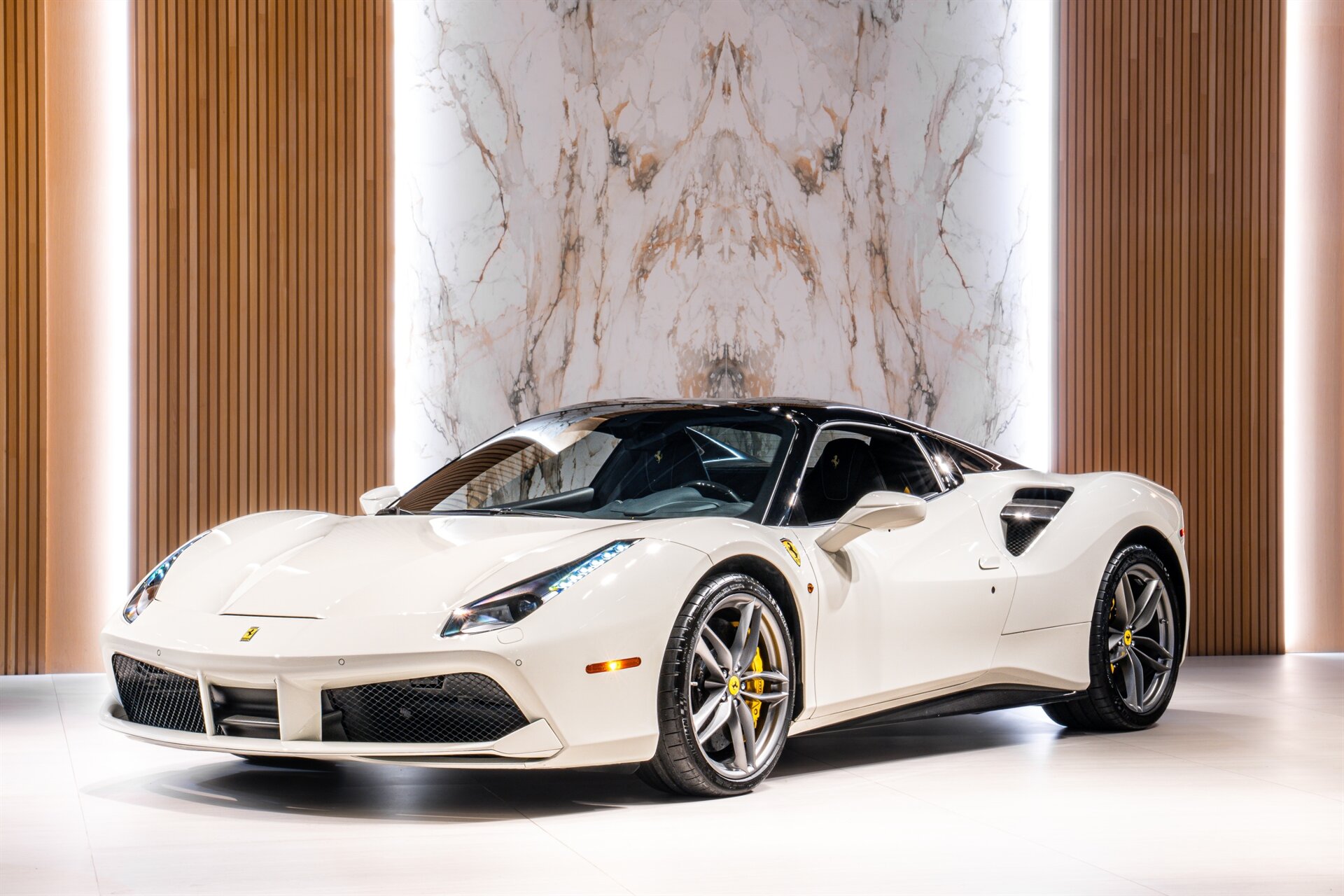 2019 Ferrari 488 Spider - Photo 2