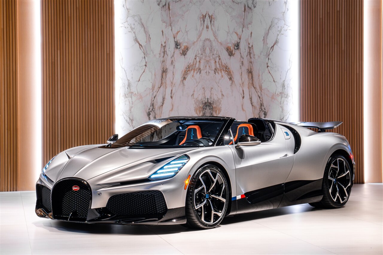 2025 Bugatti Mistral W16   - Photo 1 - Beverly Hills, CA 90212