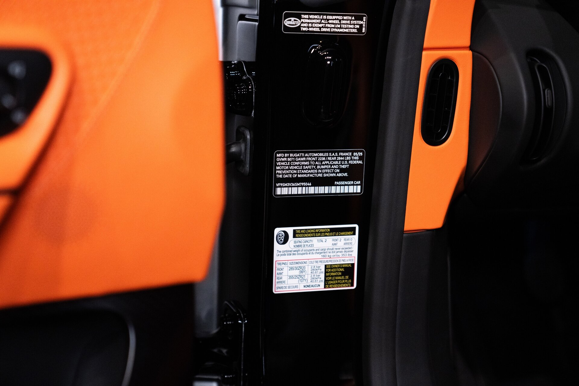 2025 Bugatti Mistral W16 - Photo 28
