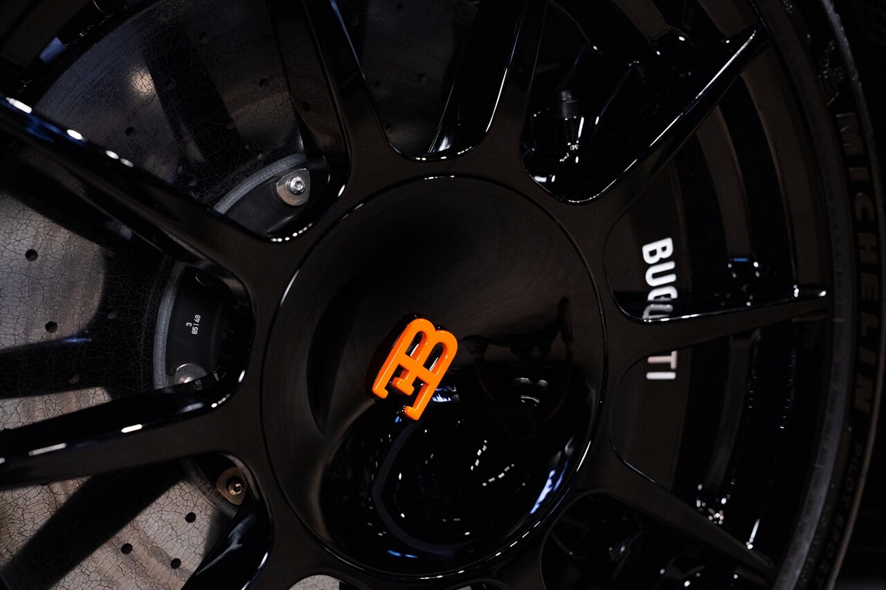 2022 Bugatti Chiron Super Sport 300+ - Photo 17 - Beverly Hills, CA 90212