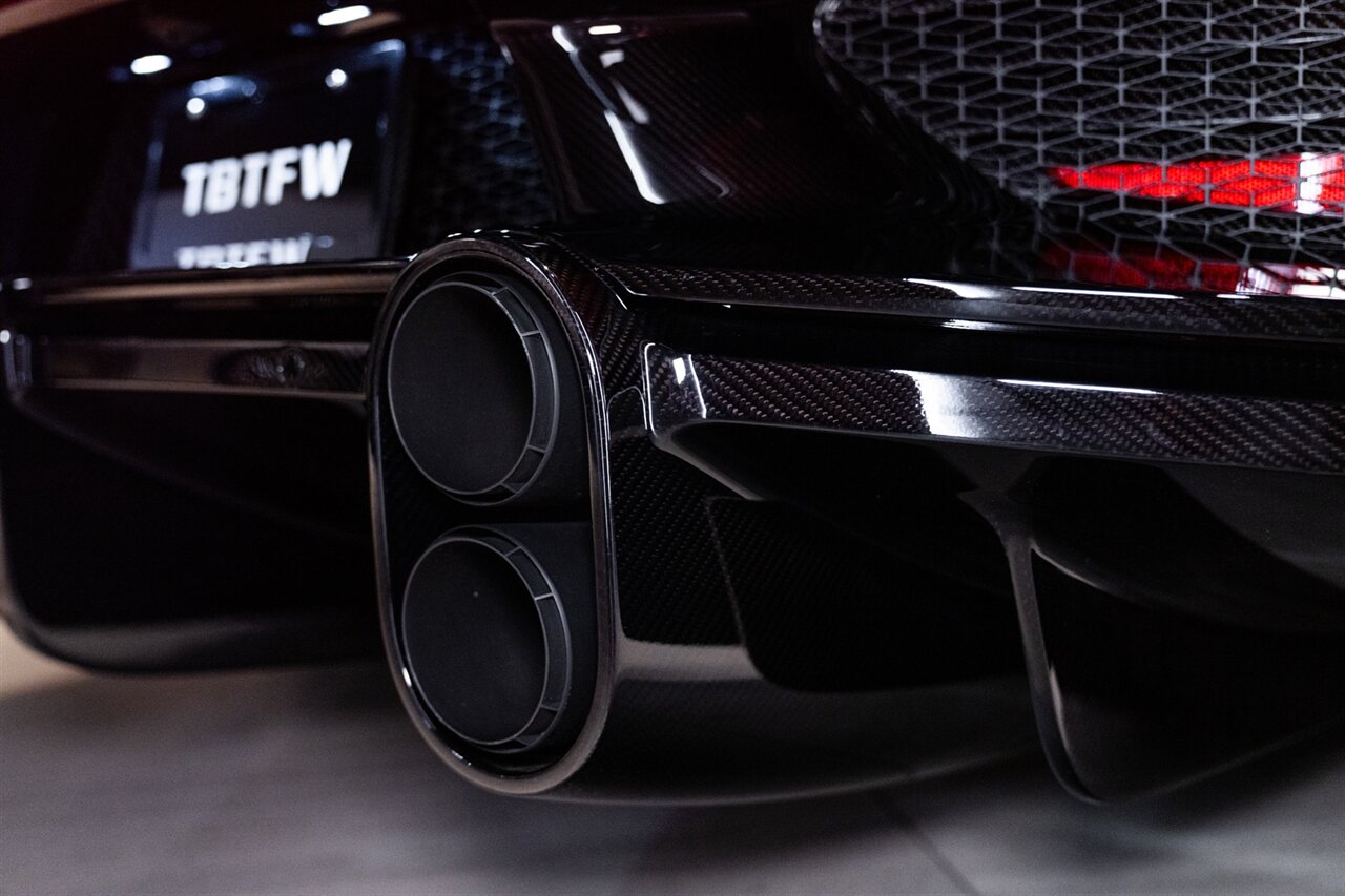 2022 Bugatti Chiron Super Sport 300+ - Photo 47 - Beverly Hills, CA 90212