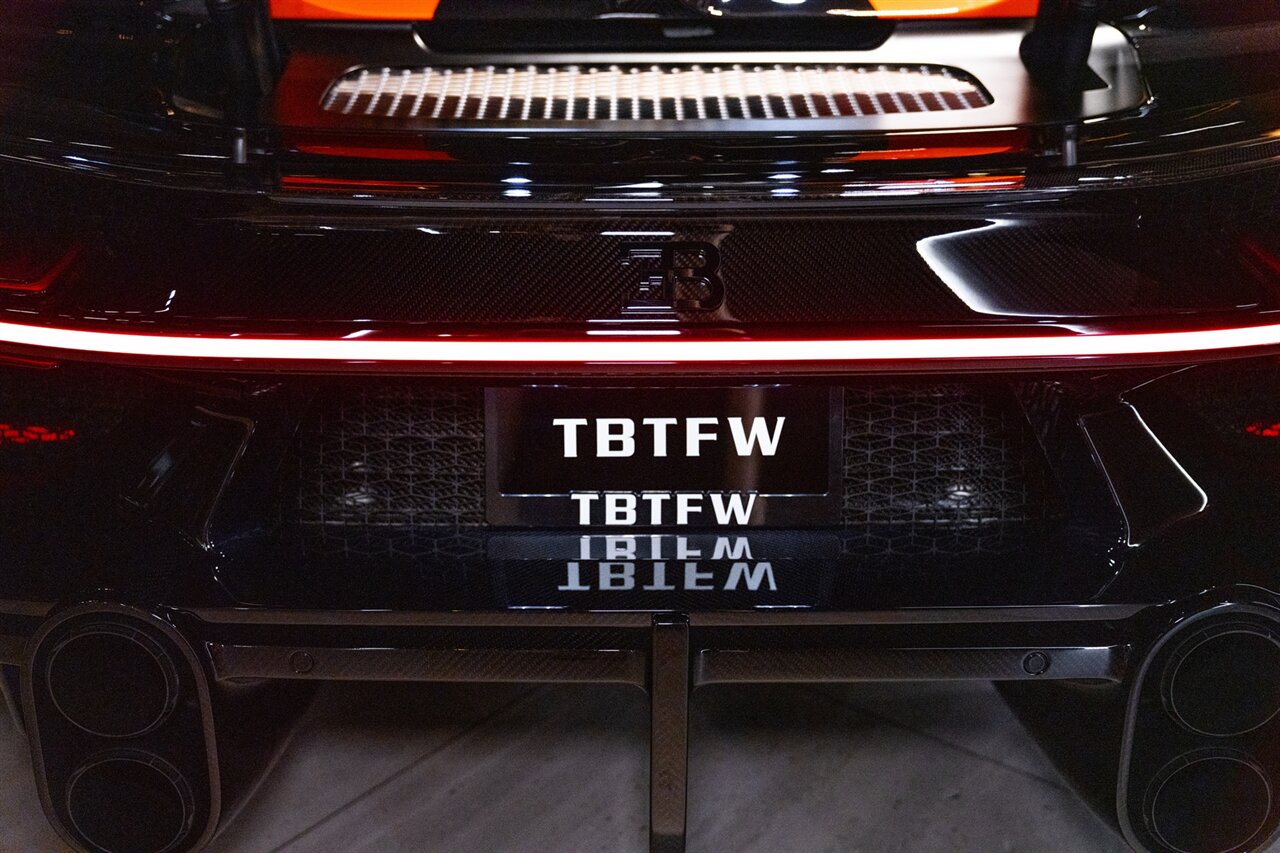 2022 Bugatti Chiron Super Sport 300+ - Photo 44 - Beverly Hills, CA 90212