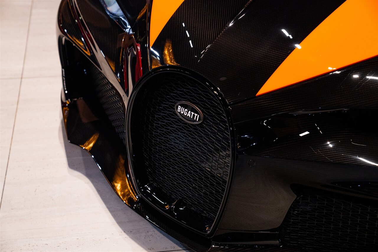 2022 Bugatti Chiron Super Sport 300+ - Photo 8 - Beverly Hills, CA 90212