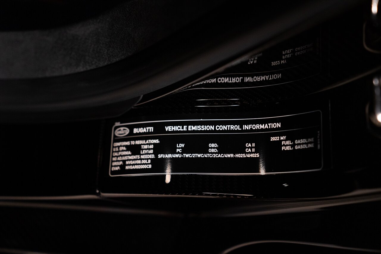2022 Bugatti Chiron Super Sport 300+ - Photo 32 - Beverly Hills, CA 90212
