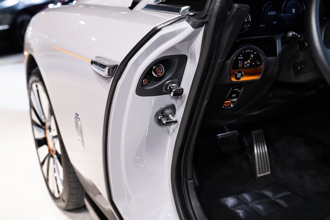 2024 Rolls-Royce Spectre   - Photo 16 - Beverly Hills, CA 90212