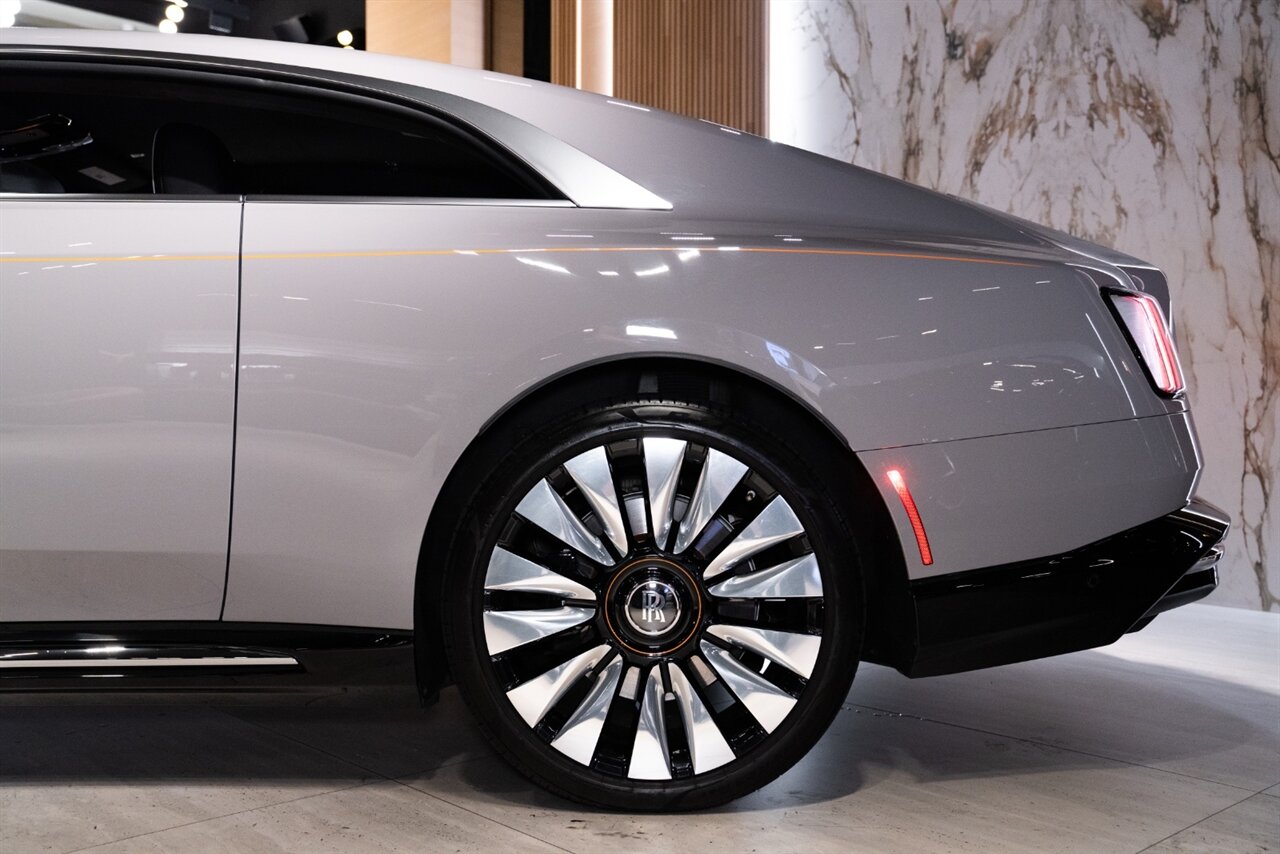 2024 Rolls-Royce Spectre   - Photo 20 - Beverly Hills, CA 90212