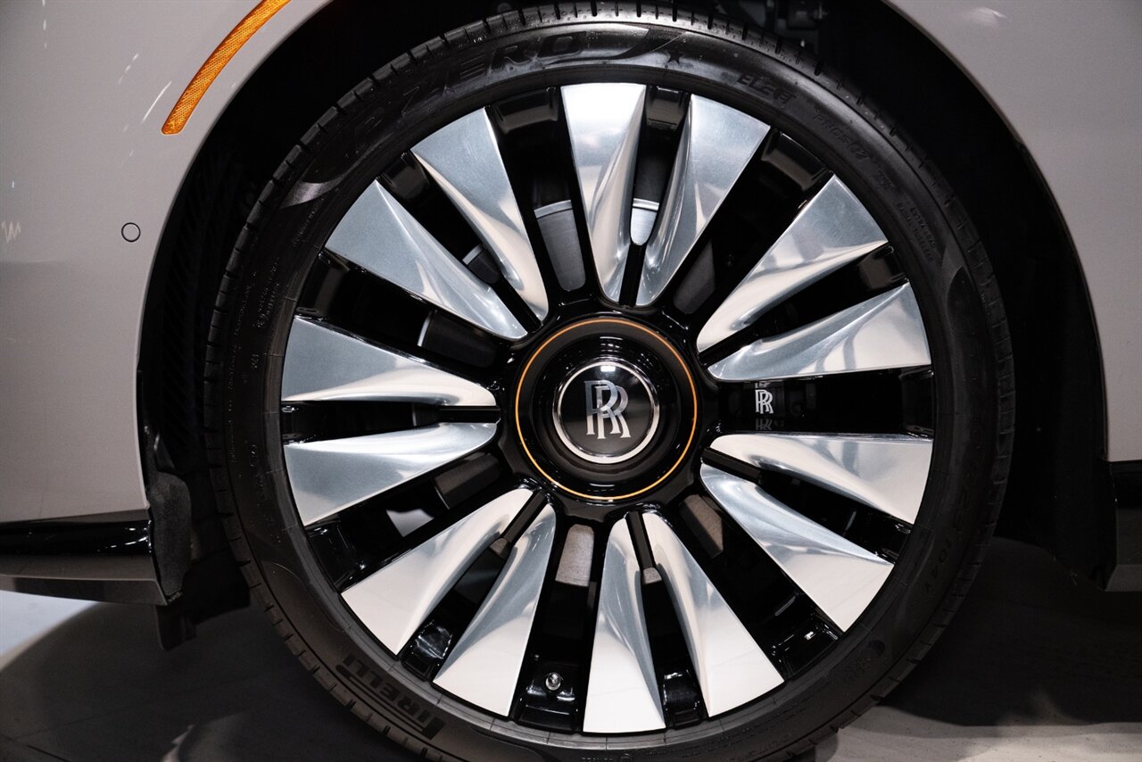 2024 Rolls-Royce Spectre   - Photo 19 - Beverly Hills, CA 90212