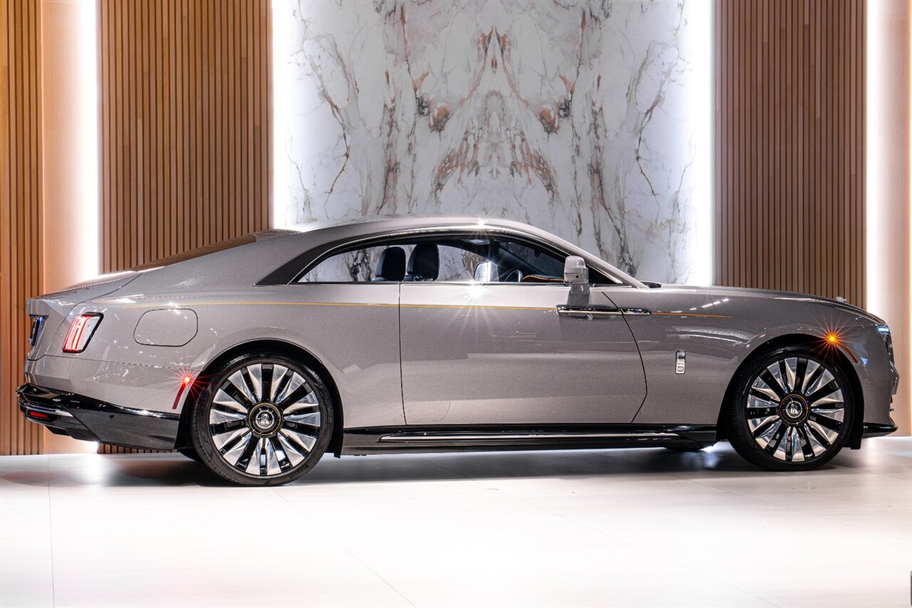 2024 Rolls-Royce Spectre   - Photo 2 - Beverly Hills, CA 90212