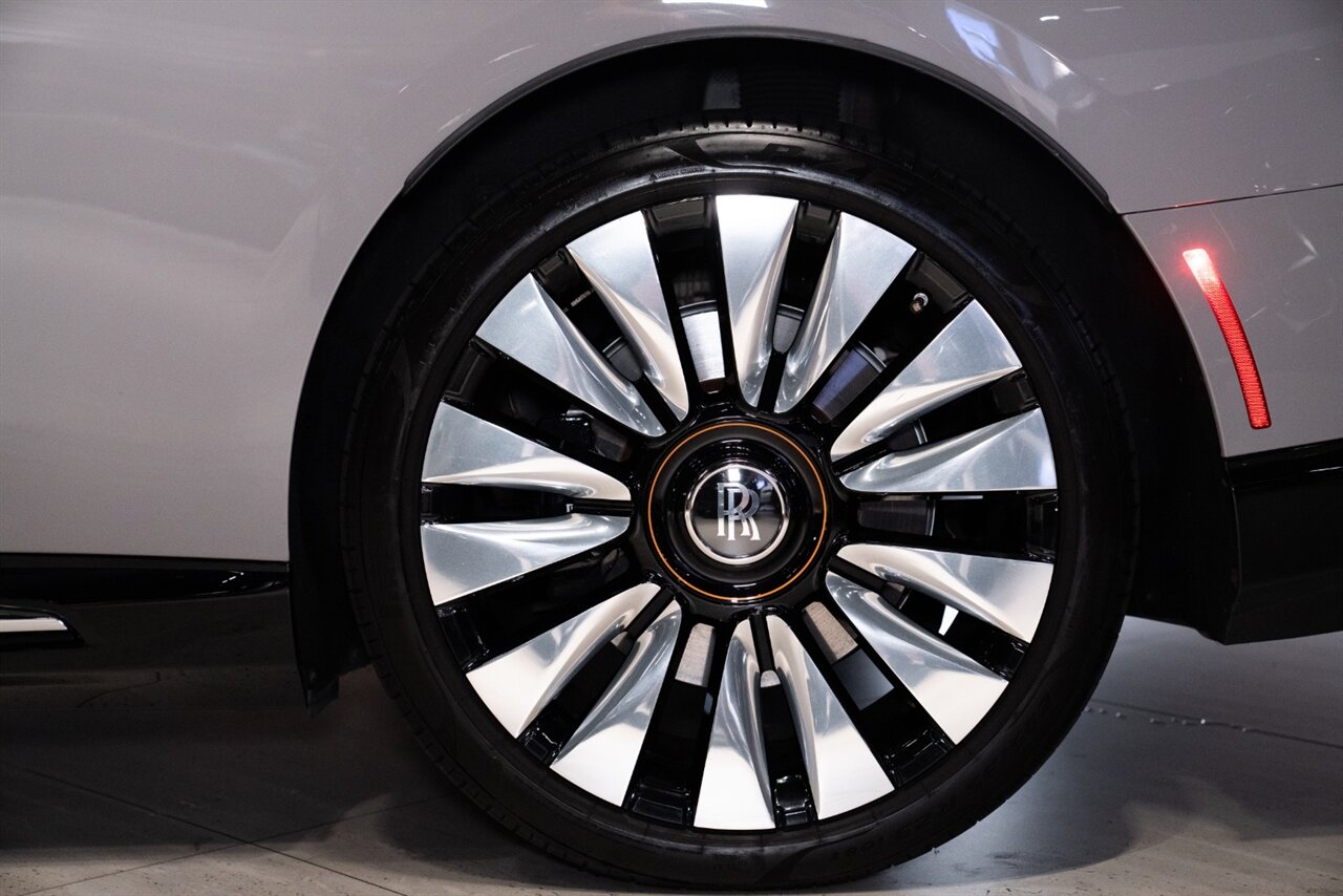 2024 Rolls-Royce Spectre   - Photo 21 - Beverly Hills, CA 90212