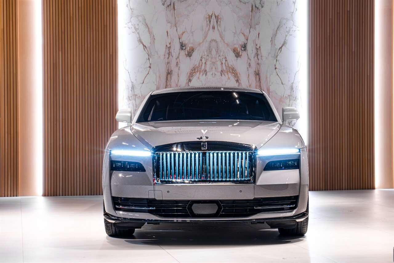 2024 Rolls-Royce Spectre   - Photo 4 - Beverly Hills, CA 90212