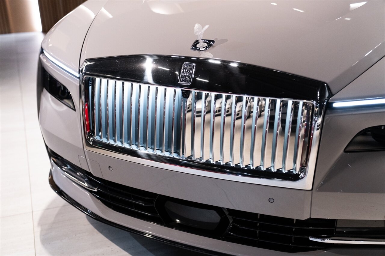 2024 Rolls-Royce Spectre   - Photo 30 - Beverly Hills, CA 90212