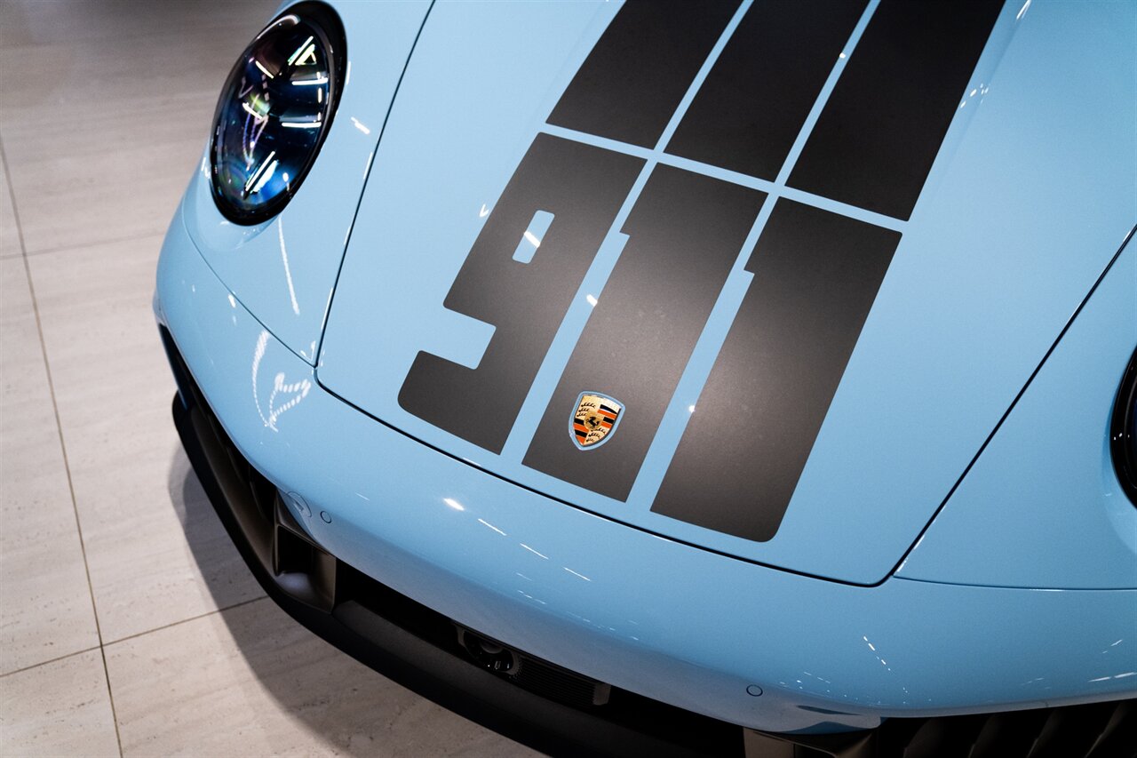 2026 Porsche 911 Carrera GTS Spirit 70   - Photo 8 - Beverly Hills, CA 90212
