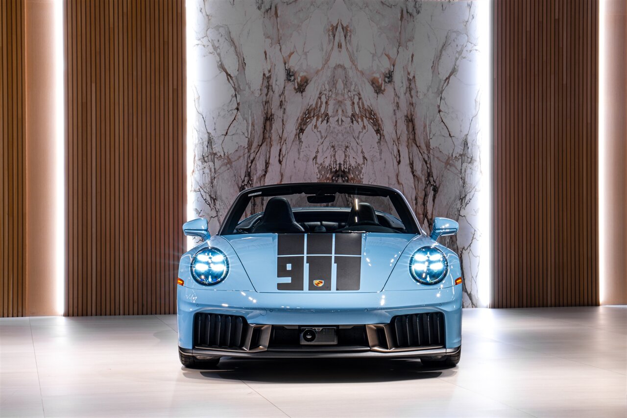 2026 Porsche 911 Carrera GTS Spirit 70   - Photo 3 - Beverly Hills, CA 90212