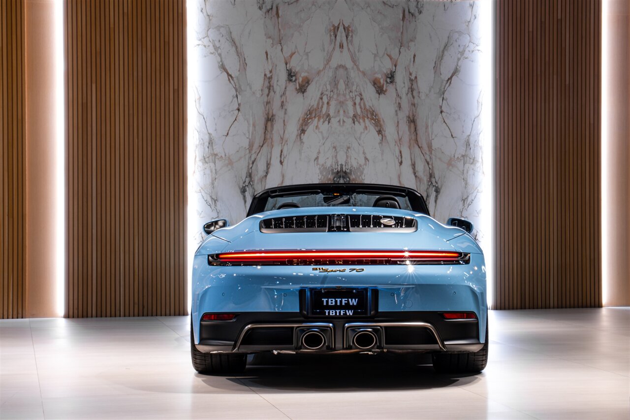 2026 Porsche 911 Carrera GTS Spirit 70   - Photo 7 - Beverly Hills, CA 90212