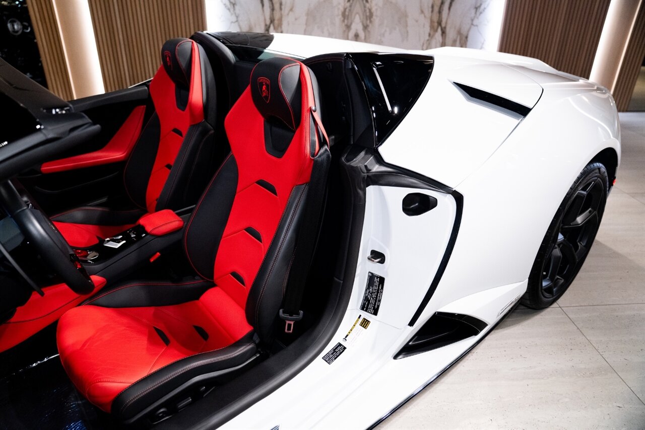 2023 Lamborghini Huracan EVO Spyder - Photo 8 - Beverly Hills, CA 90212