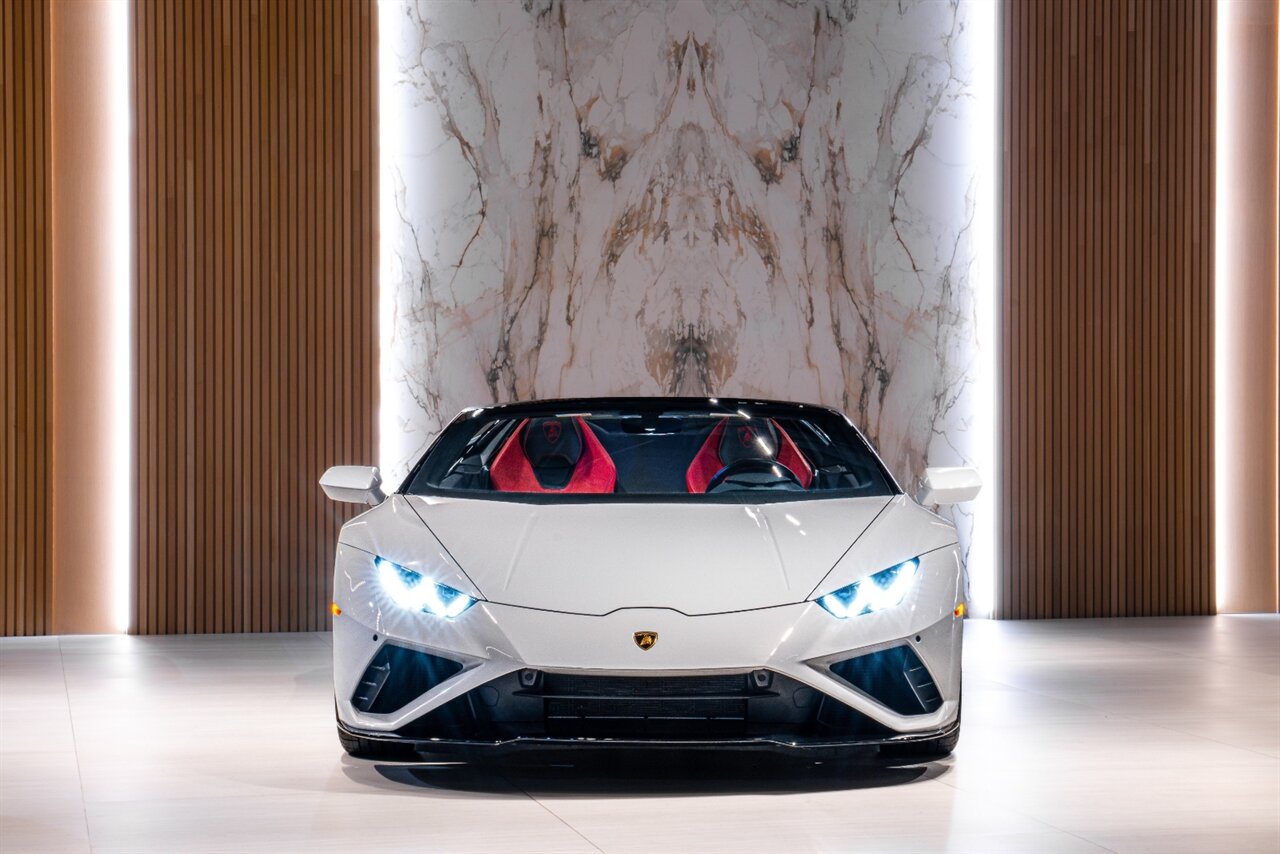 2023 Lamborghini Huracan EVO Spyder - Photo 2 - Beverly Hills, CA 90212