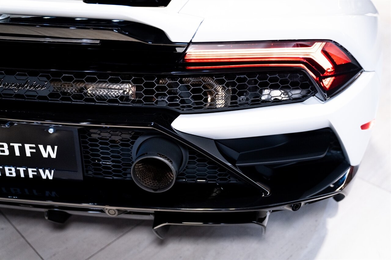 2023 Lamborghini Huracan EVO Spyder - Photo 24 - Beverly Hills, CA 90212