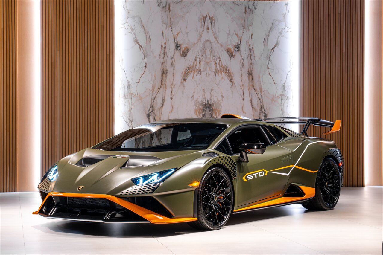 2022 Lamborghini Huracan STO   - Photo 1 - Beverly Hills, CA 90212