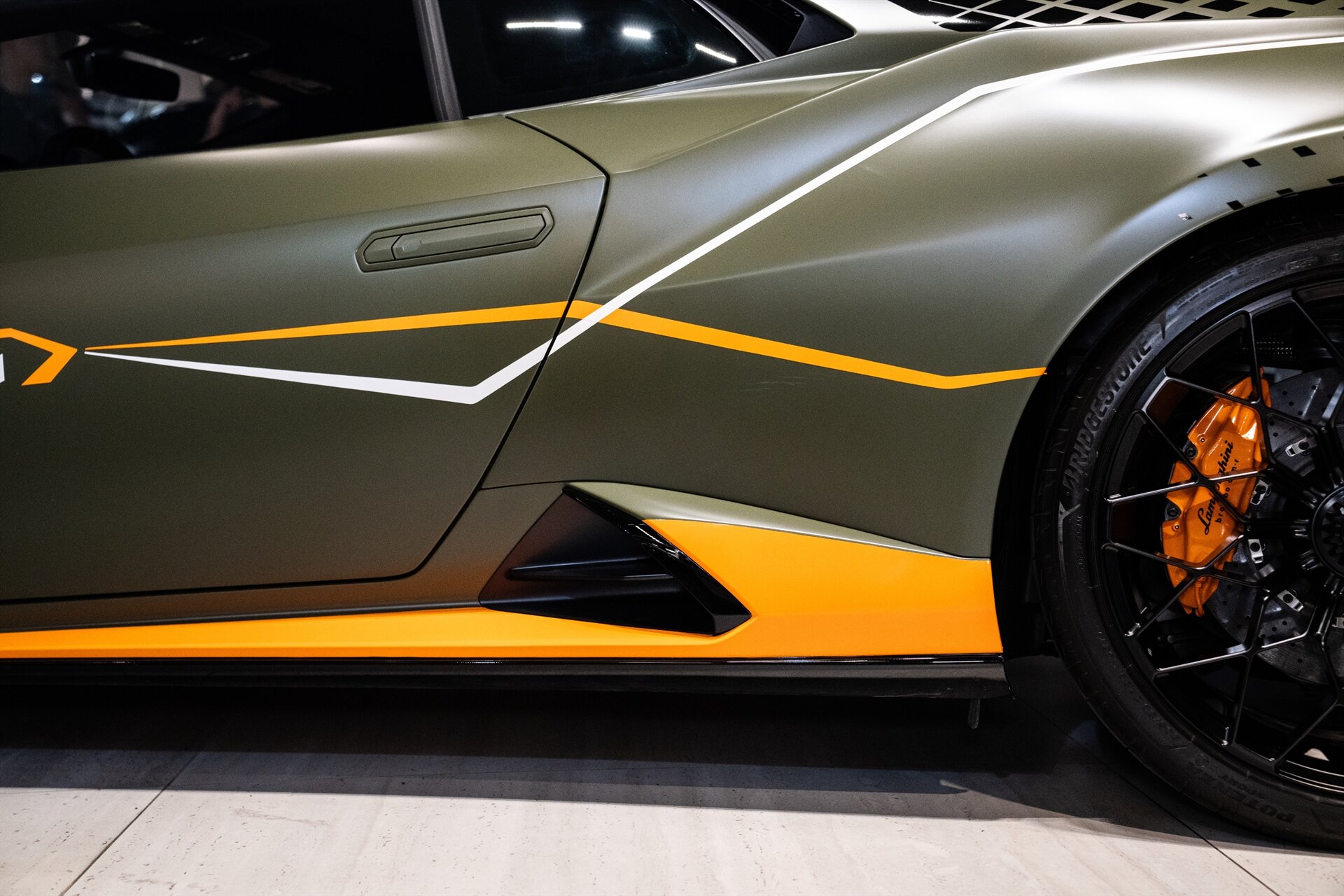 2022 Lamborghini Huracan STO - Photo 22