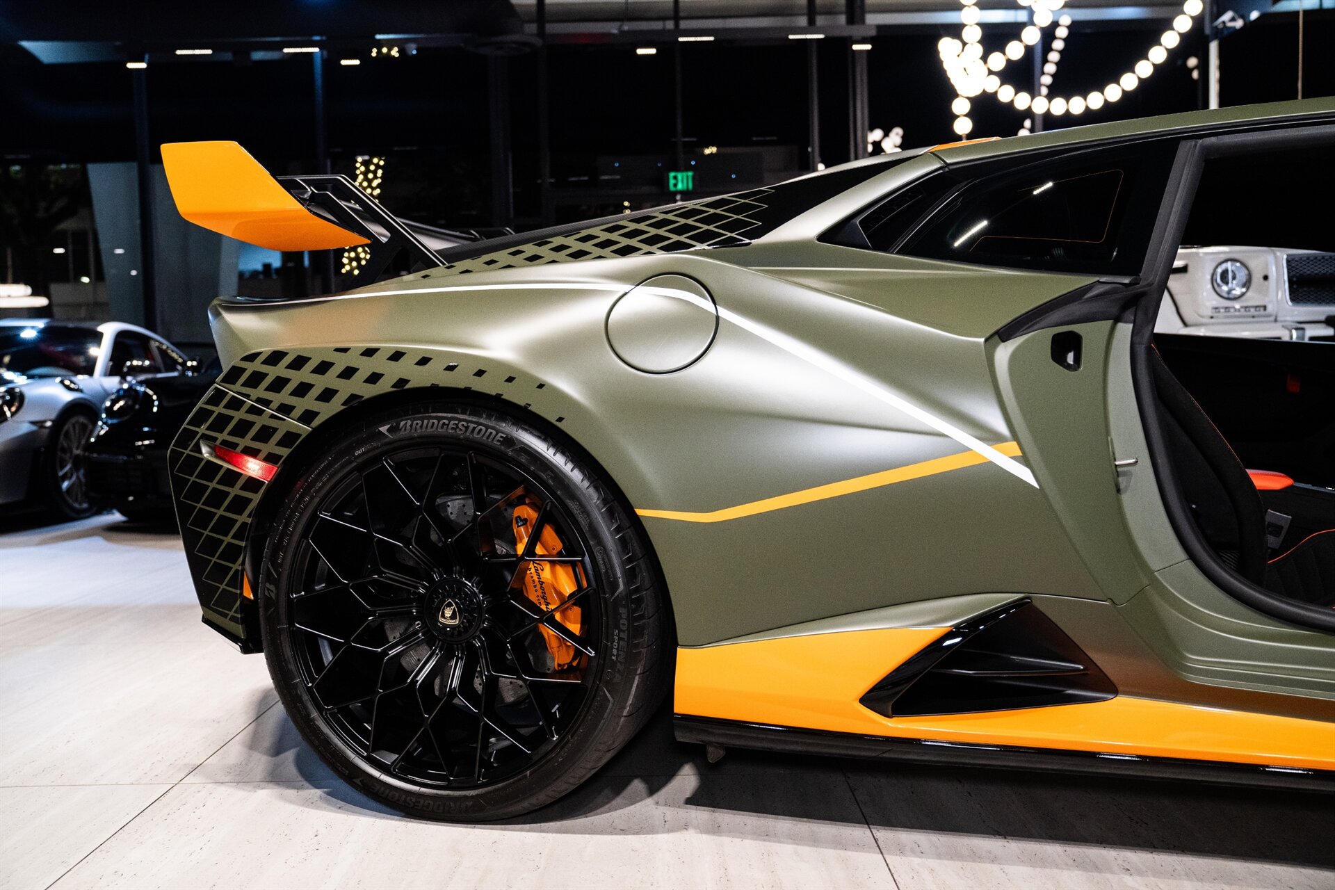 2022 Lamborghini Huracan STO - Photo 27