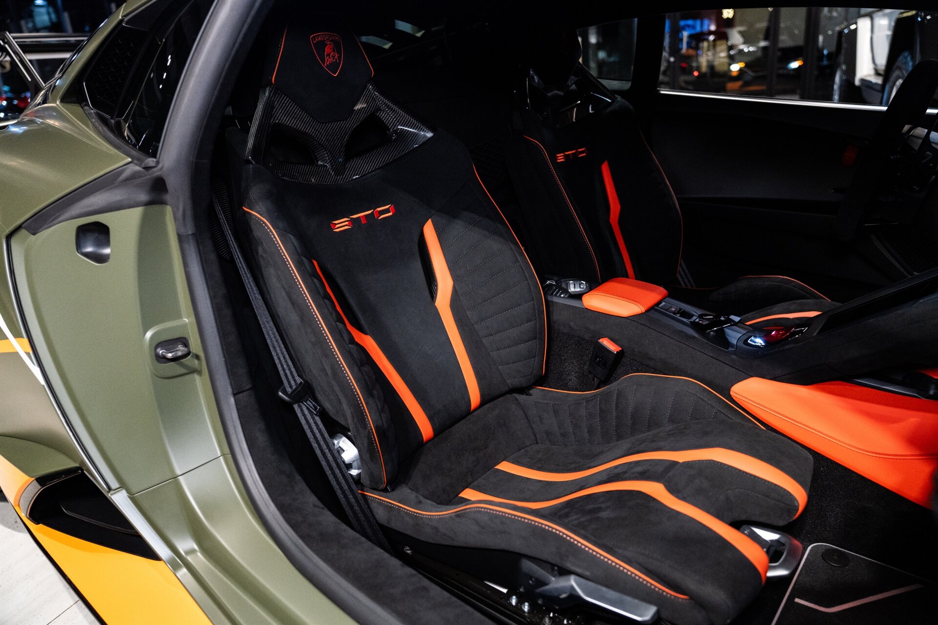 2022 Lamborghini Huracan STO - Photo 31