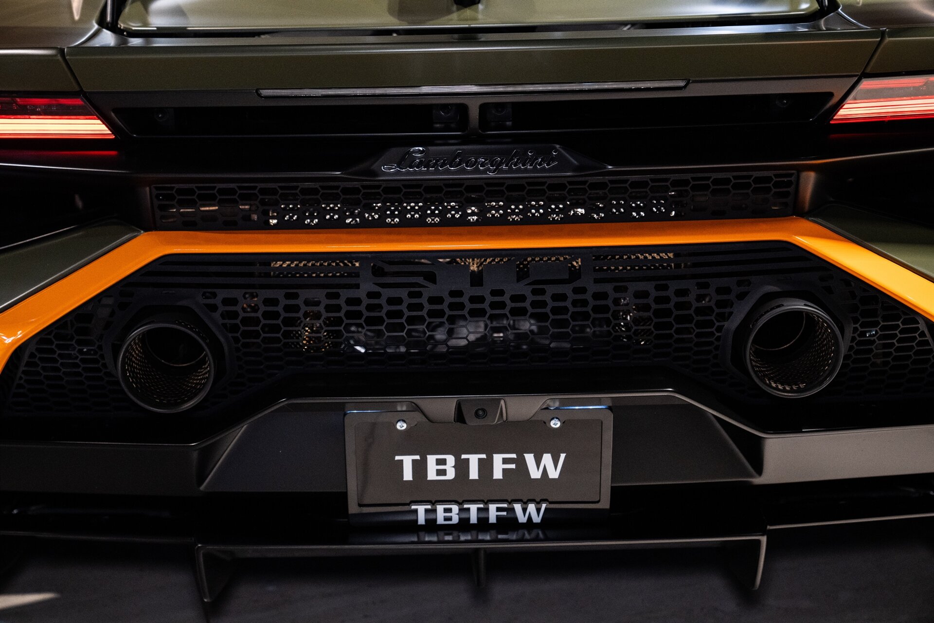 2022 Lamborghini Huracan STO - Photo 25