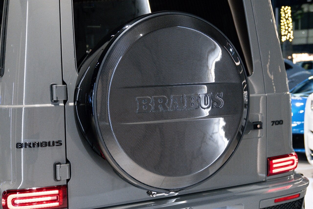 2025 Mercedes-Benz AMG G 700 Brabus   - Photo 10 - Beverly Hills, CA 90212